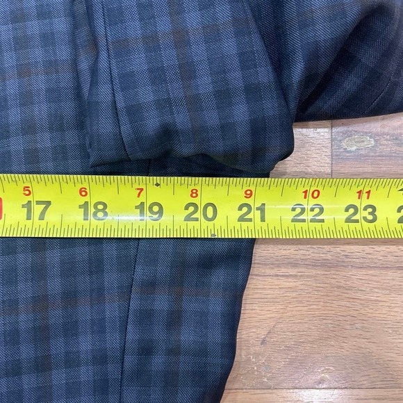 Men's Ted Baker Endurance 100% Wool Plaid Blazer‎ Sport Coat Navy 42R READ - Picture 3 of 13
